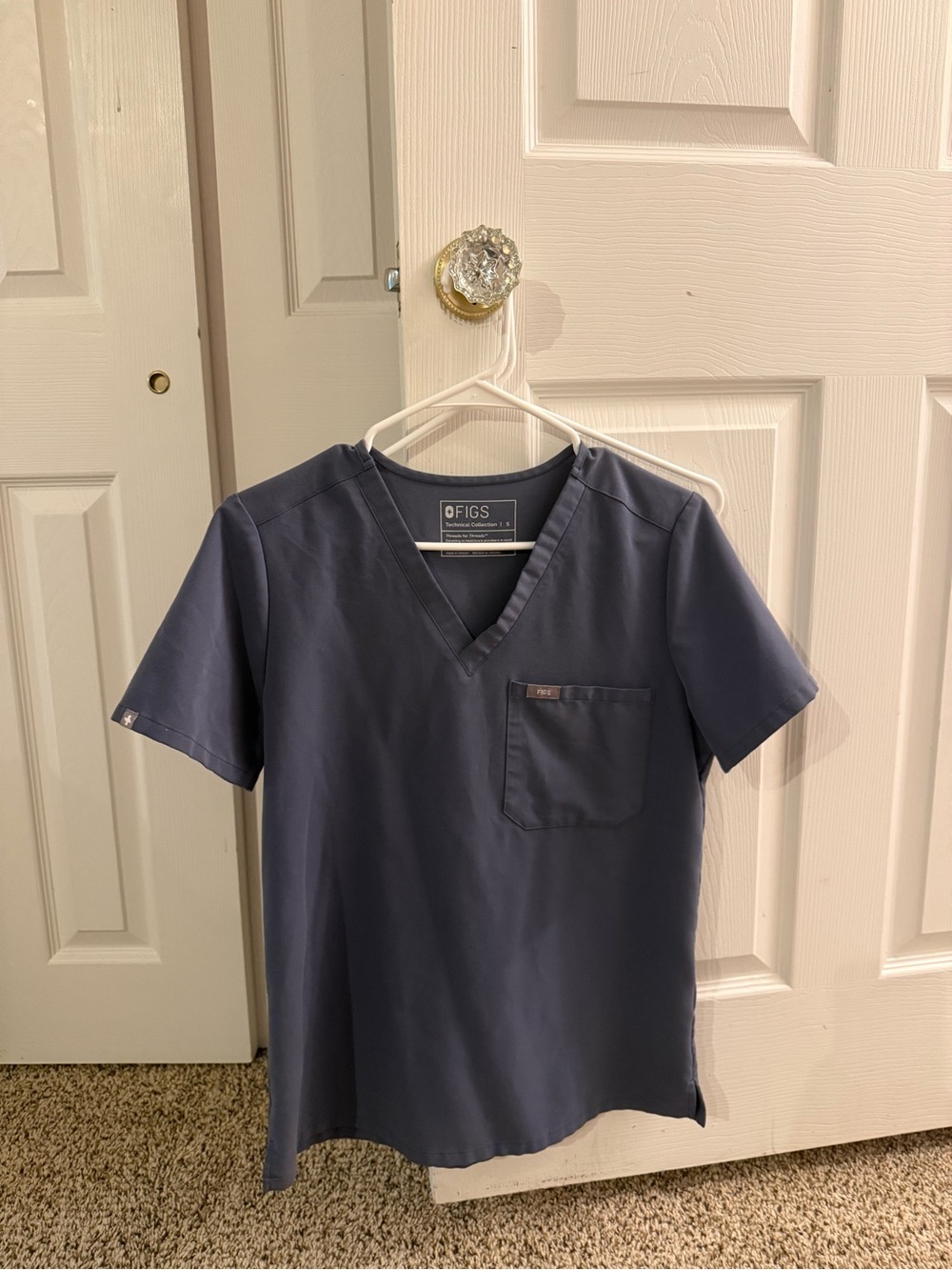 FIGS Women’s Slate Blue V-Neck Scrub Top